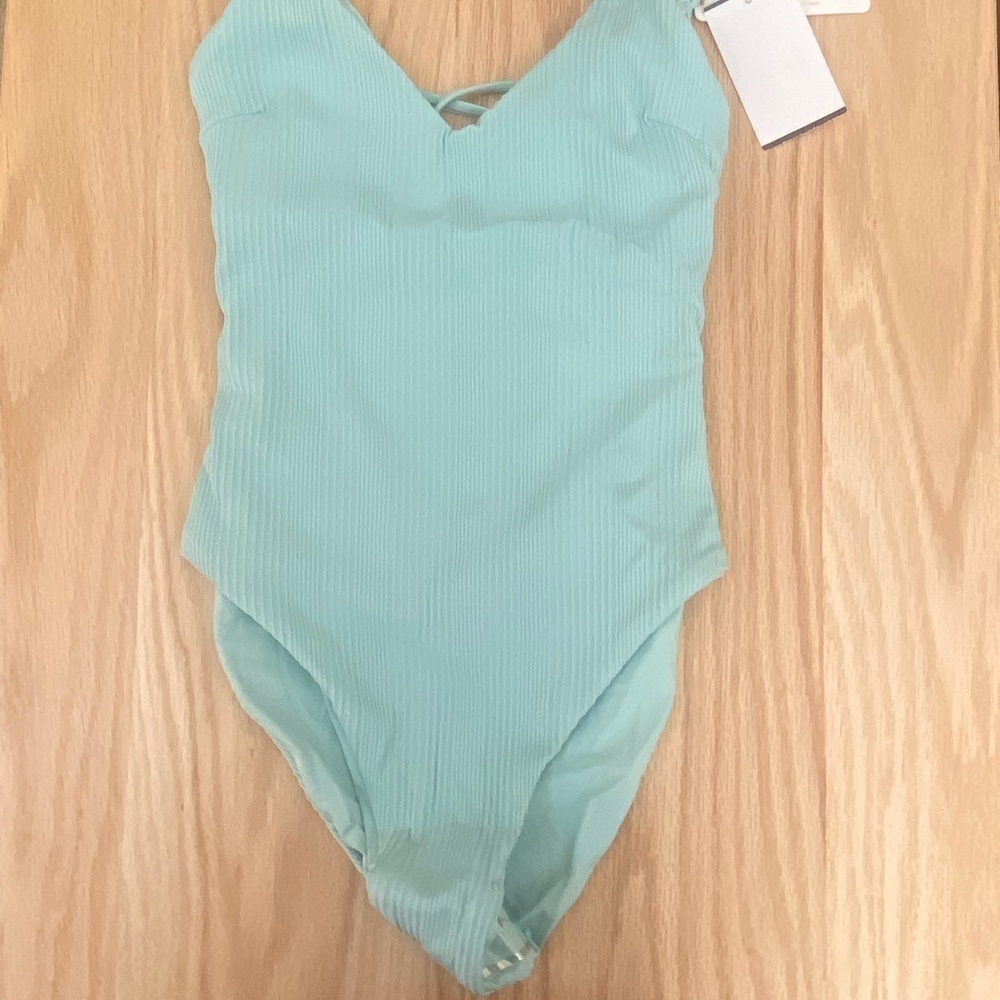 L*Space Women’s Gianna Classic One-piece Tank Swimsuit size XS in Aqua - Picture 4 of 6